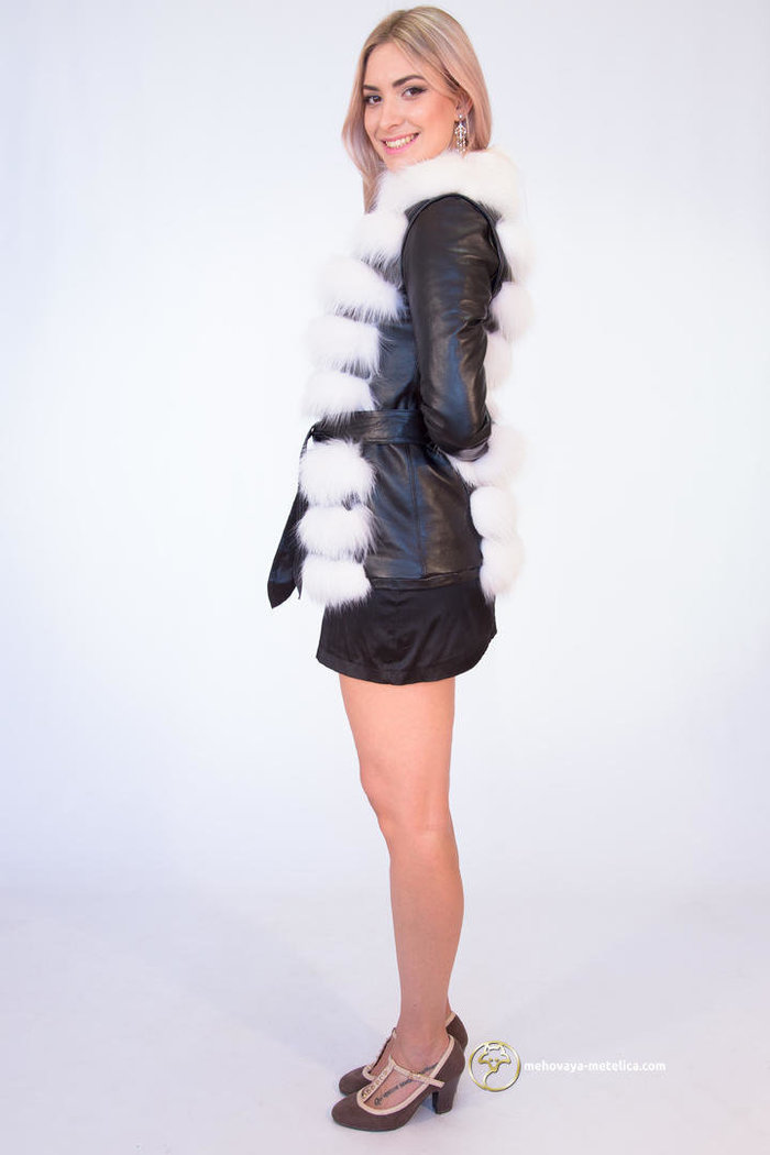 Куртка-трансформер з хутра арктичної лисиці «Варді»